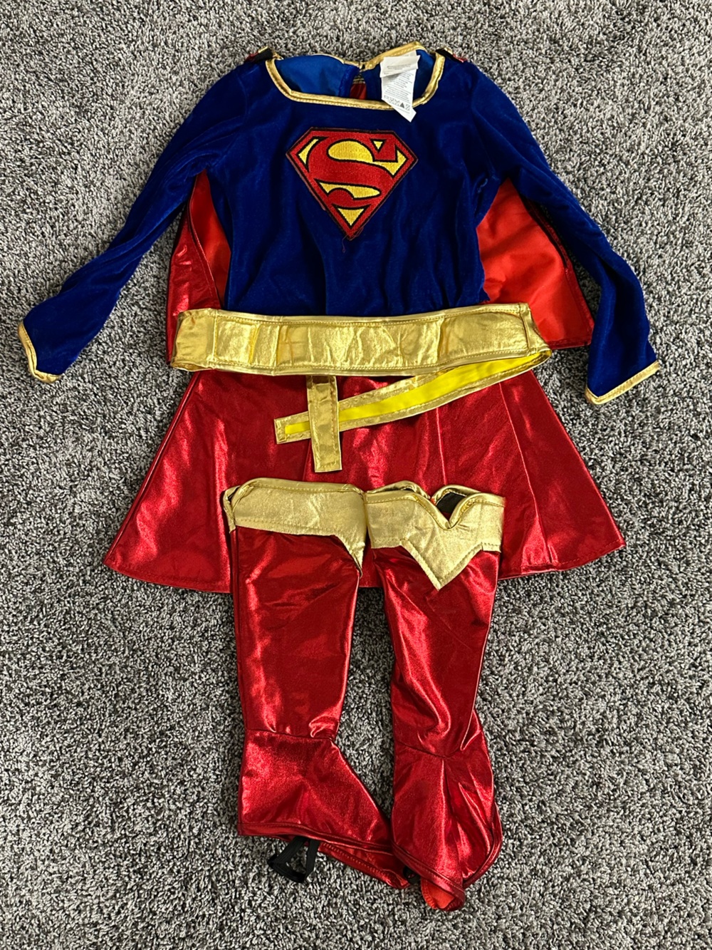 Supergirl Costume (4-6yrs old)